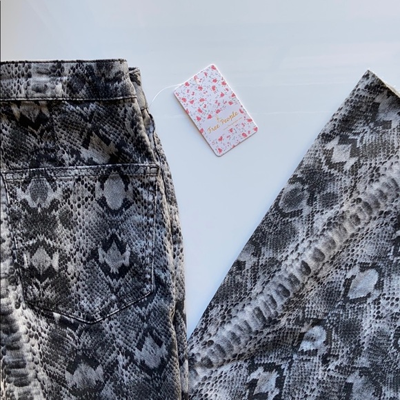 NWT Free People Just Float snake flare jeans pants - Picture 13 of 15